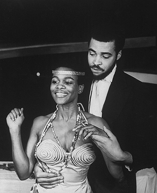 Cicely Tyson and James Earl Jones in a scene from the Off-Broadway production of the play The Blacks, 1961.